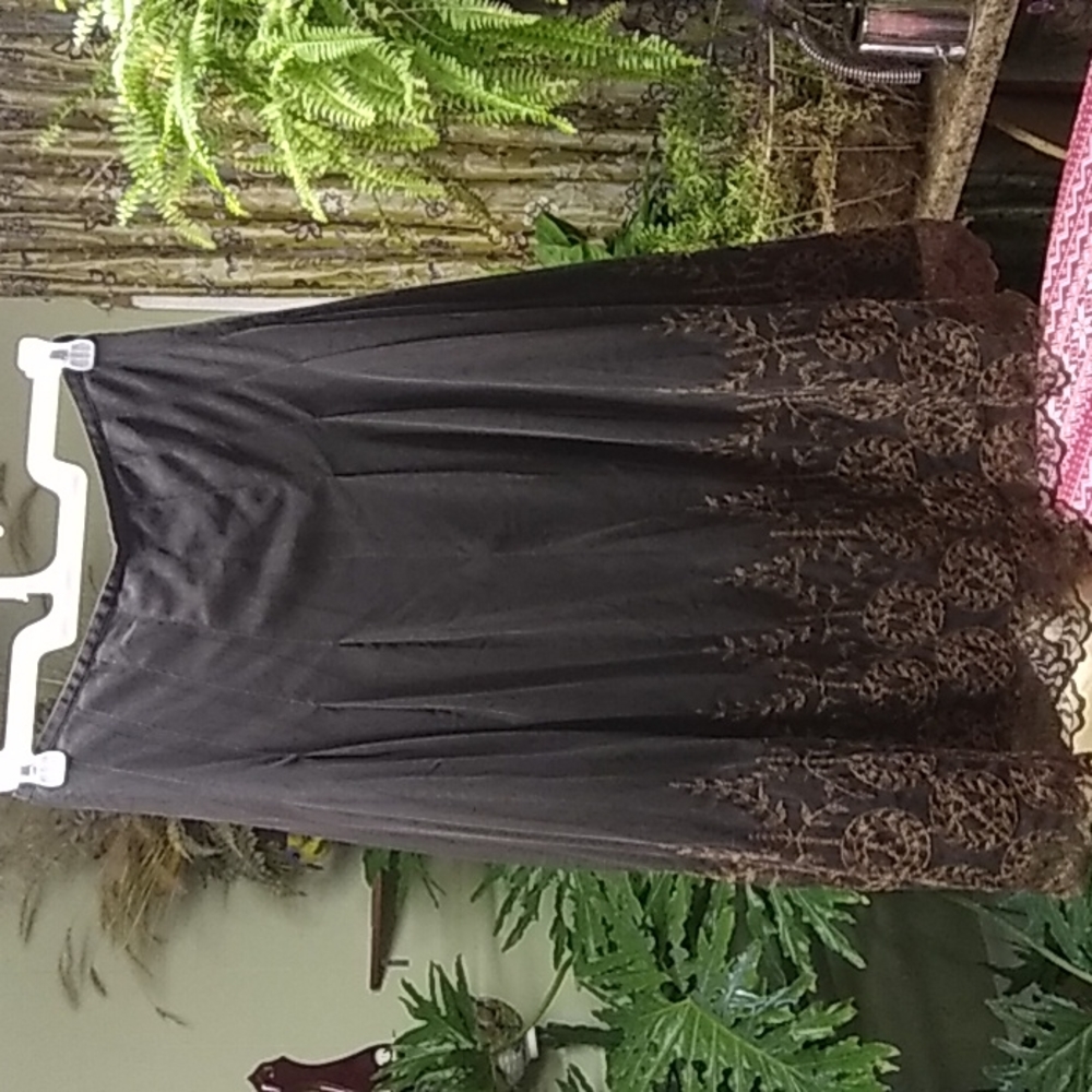 Womens brown skirt